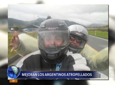 Mejora la joven pareja argentina atropellada en Ecuador
