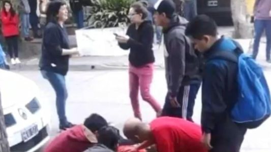 Balearon en la cabeza a uno de los jefes de la barra de Deportivo Merlo