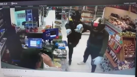 Asalto en Punta a punta de pistola