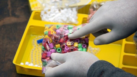 Querían ingresar al país 150 pastillas de éxtasis en juegos para niños