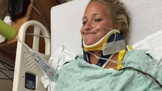 Video: mujer se grabó mientras caía a una cascada de más de 15 metros de altura