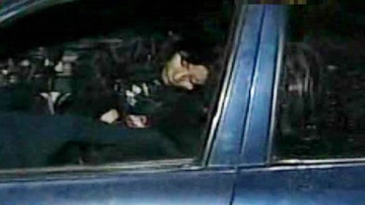 Chocó y se quedó durmiendo seis horas en el auto