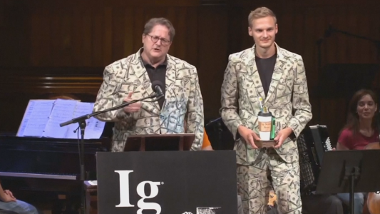 ¿Qué testículo transpira más? El AntiNobel tiene la respuesta