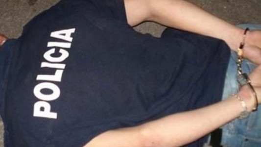 Condenan a un policía por violar a una mujer demorada en una comisaría