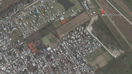 Murió el piloto de una avioneta al caer al río, en Berazategui