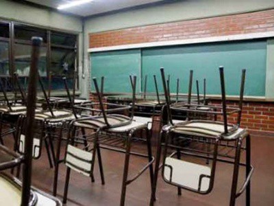Se cumple el paro de docentes porteños contra la sanción a dos maestros