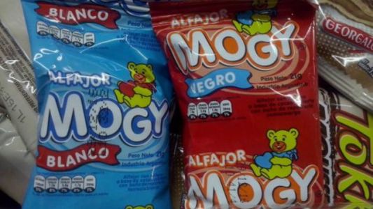 Prohíben la comercialización de alfajores, galletitas, budines y turrones por exceso de ácidos grasos trans