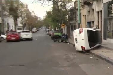 Persecución terminó con choque y vuelco