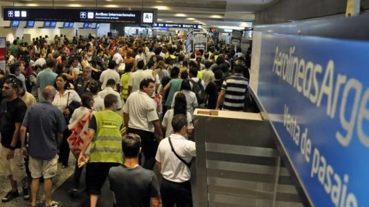 Aerolíneas Argentinas pedirá la conciliación obligatoria para evitar el paro de pilotos