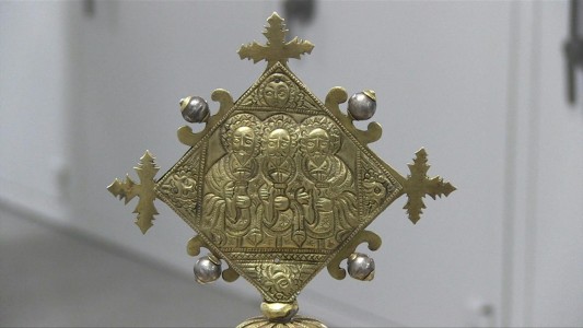 Reaparece en Holanda una valiosa corona tras años de su desaparición