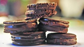 Hace un año que no se fabrica el alfajor "Grandote"