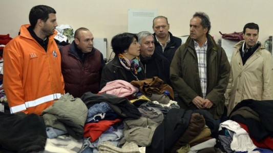 Scioli en Salto: “Mientras haya un evacuado vamos a seguir trabajando arduamente”