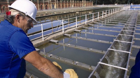 Inundaciones: garantizan la potabilidad del agua y refuerzan medidas ante mordeduras de víboras