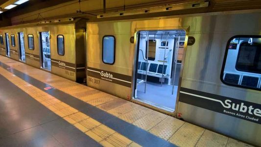 Protestas en el subte por la presencia de asbesto en los vagones