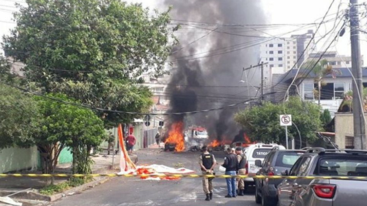 Una avioneta cae en un barrio de Belo Horizonte y deja tres muertos