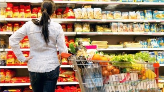 Una familia necesitó casi 35 mil pesos en la Ciudad para no caer en la pobreza