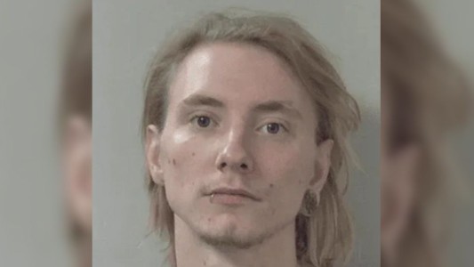 Un joven padre asesinó a su bebé recién nacido: lo sacudió y le quebró 28 huesos