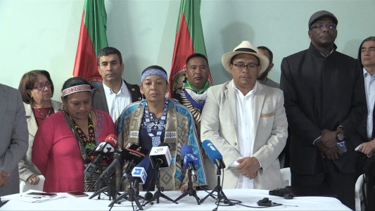 Indígenas convocan una movilización contra la violencia en Colombia