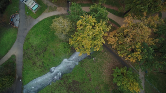 Un fresco por los 30 años de la caída del muro de Berlín