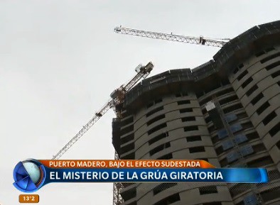 El misterio de la grúa giratoria en Puerto Madero
