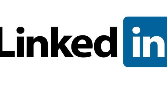 Cómo visitar perfiles de LinkedIn sin que los usuarios sean notificados
