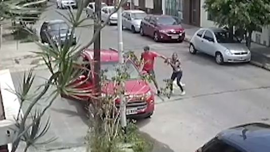 Así evitó que le robaran el auto a una vecina en Sarandí