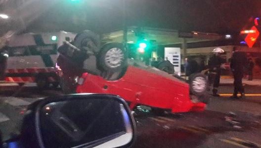 Choque y vuelco en Villa Luro: cuatro heridos