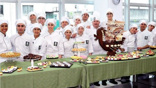 La pastelería argentina cumple 50 años y por eso llenará la Avenida Corrientes de postres