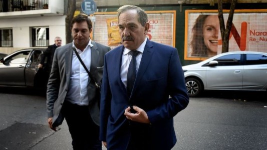 Alperovich volvió al país tras la denuncia por presunto abuso sexual