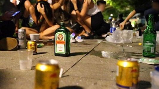 Uno de cada dos jóvenes considera el consumo de alcohol menos riesgoso que el de drogas