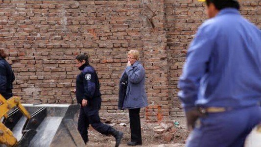 Encuentran restos óseos en el terreno donde buscan el cuerpo de Miguel Bru