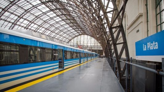 Nuevos servicios de trenes sin paradas entre La Plata y Constitución