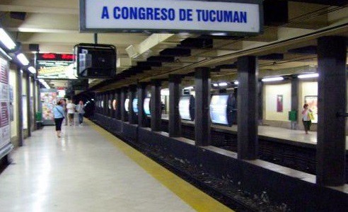 Se restituyó el servicio de la línea de subte D