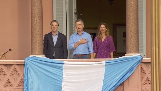 "Más juntos que nunca": Macri encabeza su despedida en Plaza de Mayo