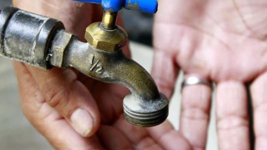 Falta agua en varias zonas del Gran Buenos Aires
