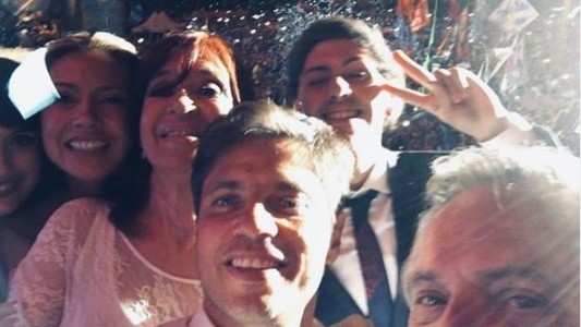 Así celebró Alberto Fernández su acto con Cristina en una Plaza de Mayo llena