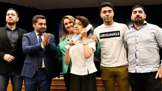 Se recibió de abogado a los 72 años, pero se murió antes de recibir el diploma