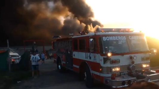 Controlan un voraz incendio en un hotel abandonado en Tortuguitas