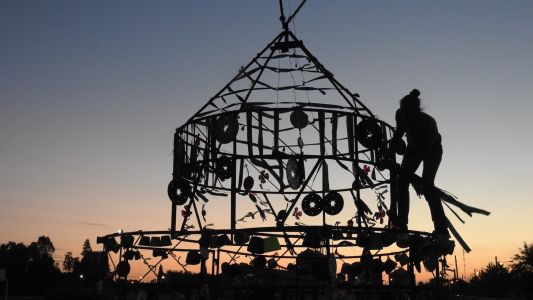 Un pueblo bonaerense se unió para crear su propio Parque Navideño