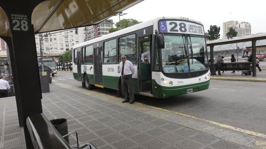 Levantaron el paro de colectivos de la empresa DOTA