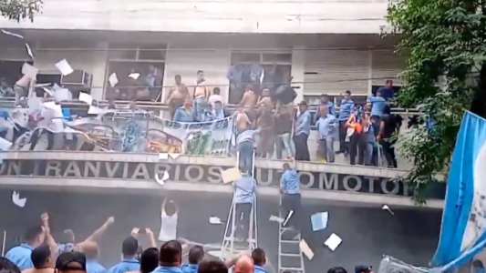 Así comenzaron los disturbios en la sede de la UTA