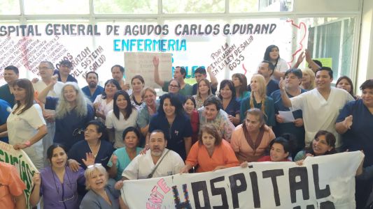 Paran los enfermeros del Hospital Durand