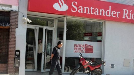 Robaron a mazazos un banco de Ciudadela: se llevaron 200.000 pesos