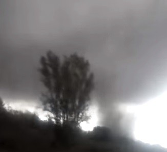 Fuerte tornado en una localidad de Córdoba