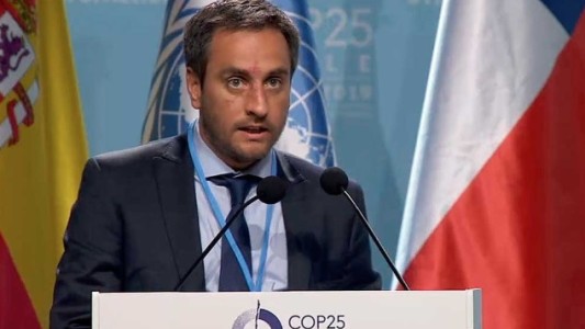 Ley 7722: "Lo debe resolver Suárez, pero nosotros vamos a bregar por el agua", dijo Cabandié