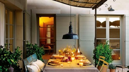 Cena de Fin de Año: ¿mesa adentro o mesa afuera?