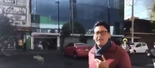 Desopilante: un periodista cubría la caída de un árbol sobre un auto y se dio cuenta que era el suyo