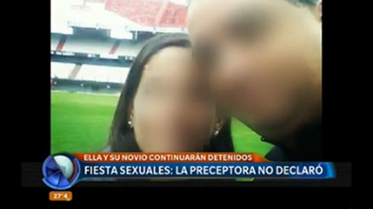 Fiestas sexuales: la preceptora no declaró