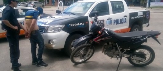 Fue a reclamar que lo mordió un perro y el dueño de la mascota lo mató