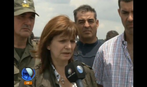 Salta: Patricia Bullrich confirmó que una rueda del micro estalló y provocó la tragedia